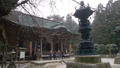今日の金華山黄金山神社拝殿