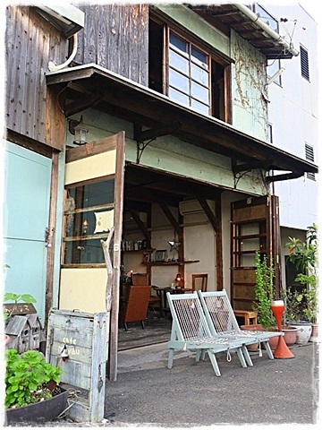 cafe moyau(カフェ モヤウ)　岡山市北区出石町