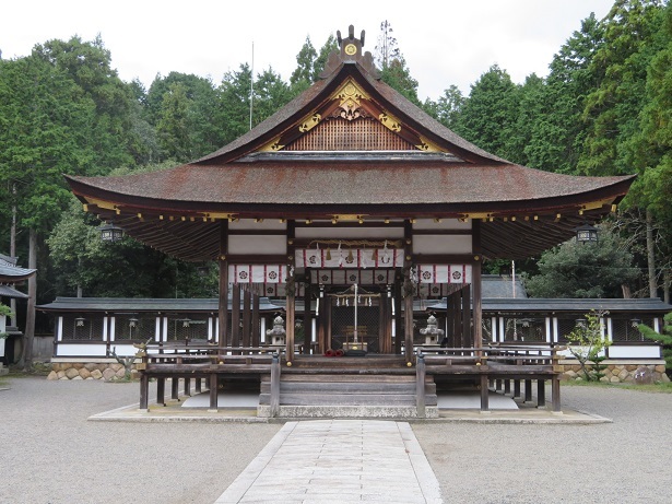 大鳥神社　拝殿